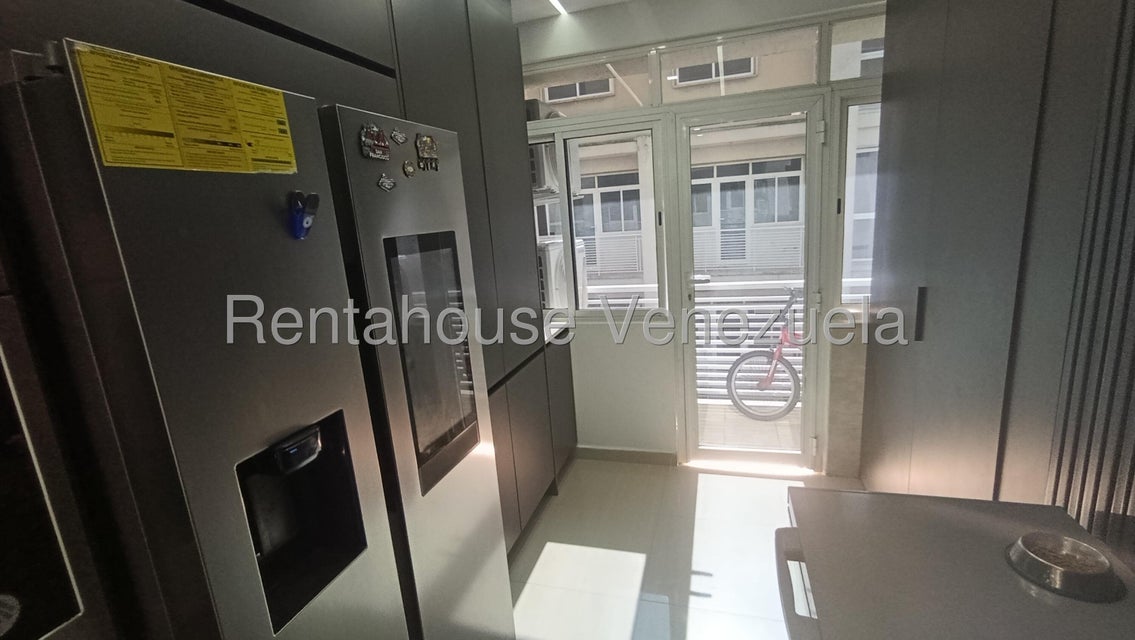 Apartamento en venta en Trigal Norte Valencia Carabobo Desiree Castillo Rentahouse 