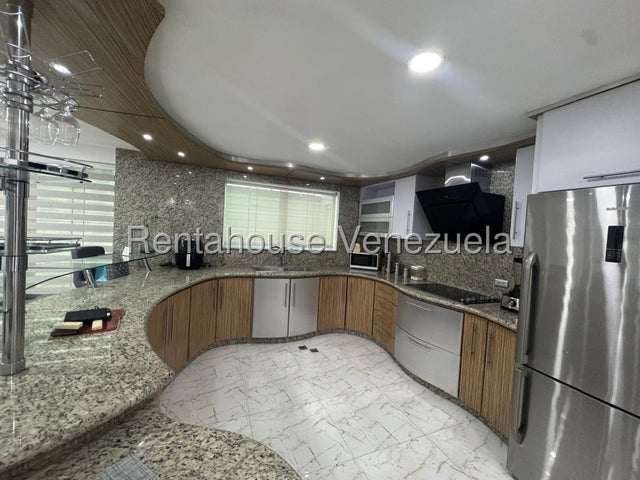 Casa en Venta en La Morita Urbanizacion La Fontana 27-3809