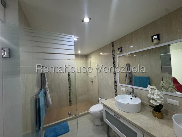 Casa en Venta en La Morita Urbanizacion La Fontana 27-3809