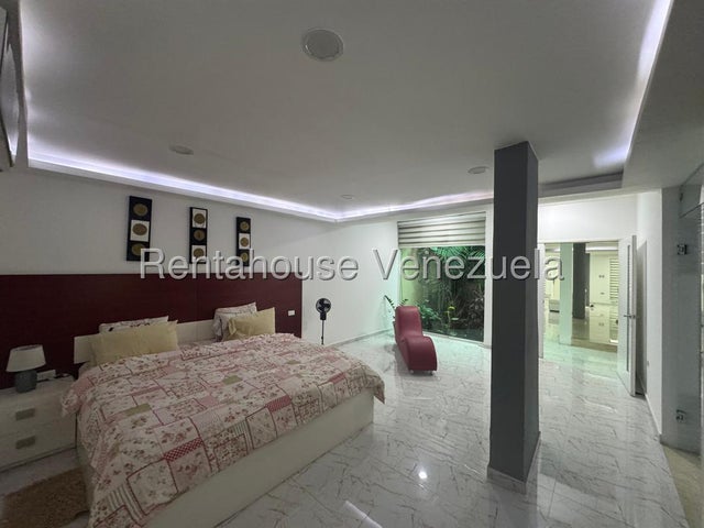 Casa en Venta en La Morita Urbanizacion La Fontana 27-3809