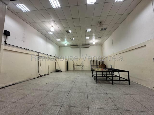 Local en Alquiler En Santa Rosa 27-3794	 