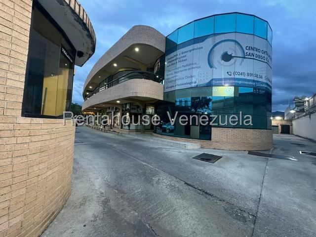 Local en venta posee 84m2, amplio salon, excelente ubicacion CC Porta Portese en San Diego 