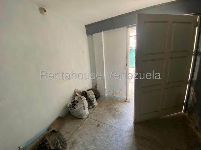 VENTA PRADOS DEL ESTE #26-13525
