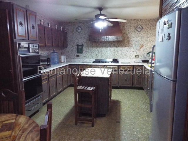 VENTA EN MONTALBAN #26-19142