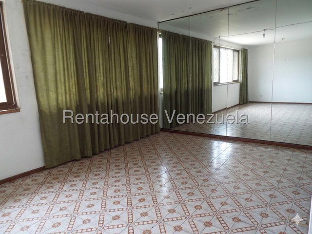 VENTA EN MONTALBAN #26-19142
