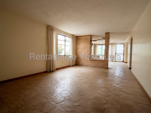 VENTA EL HATILLO #26-20073