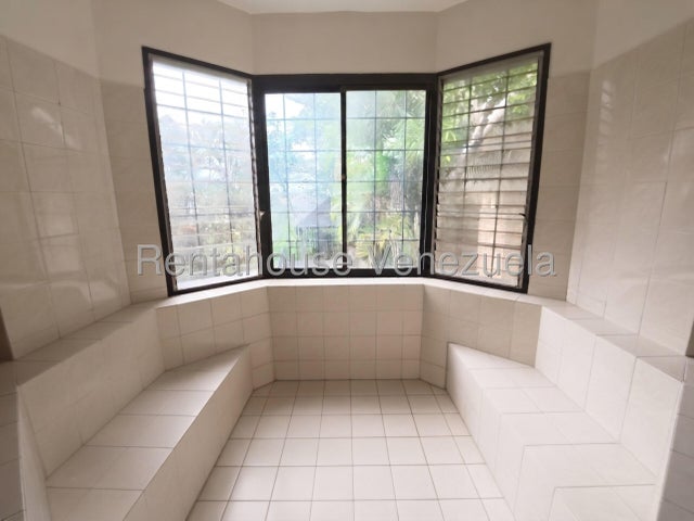 VENTA EL HATILLO #26-20073