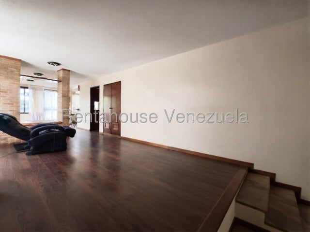 VENTA EL HATILLO #26-20073