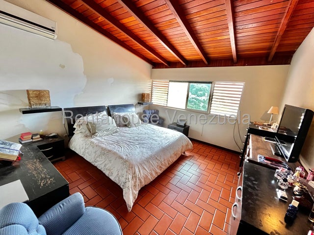VENTA PRADOS DEL ESTE #26-20265 