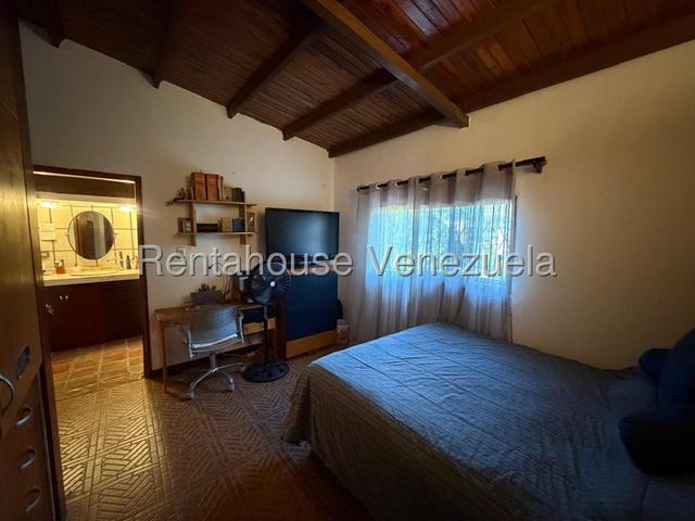 VENTA EL HATILLO #27-2554
