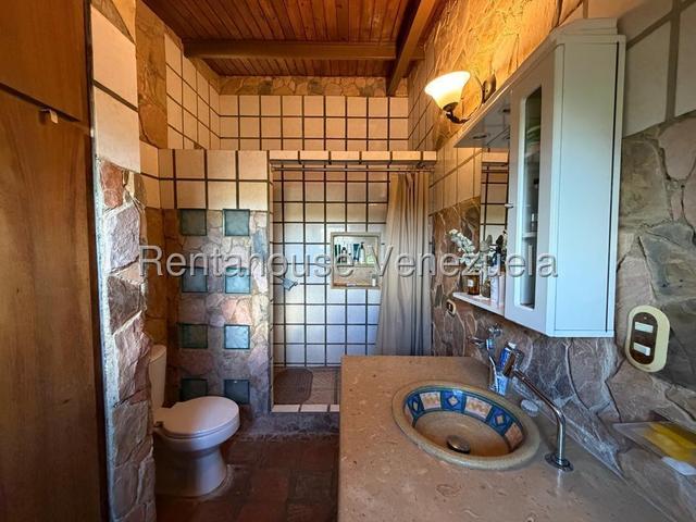 VENTA EL HATILLO #27-2554