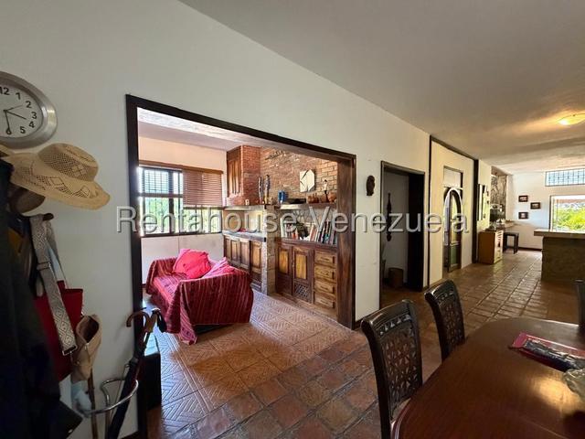 VENTA EL HATILLO #27-2554