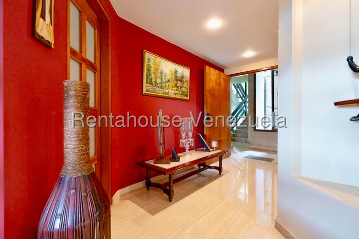 VENTA ALTO HATILLO #26-8865