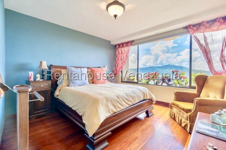 VENTA ALTO HATILLO #26-8865
