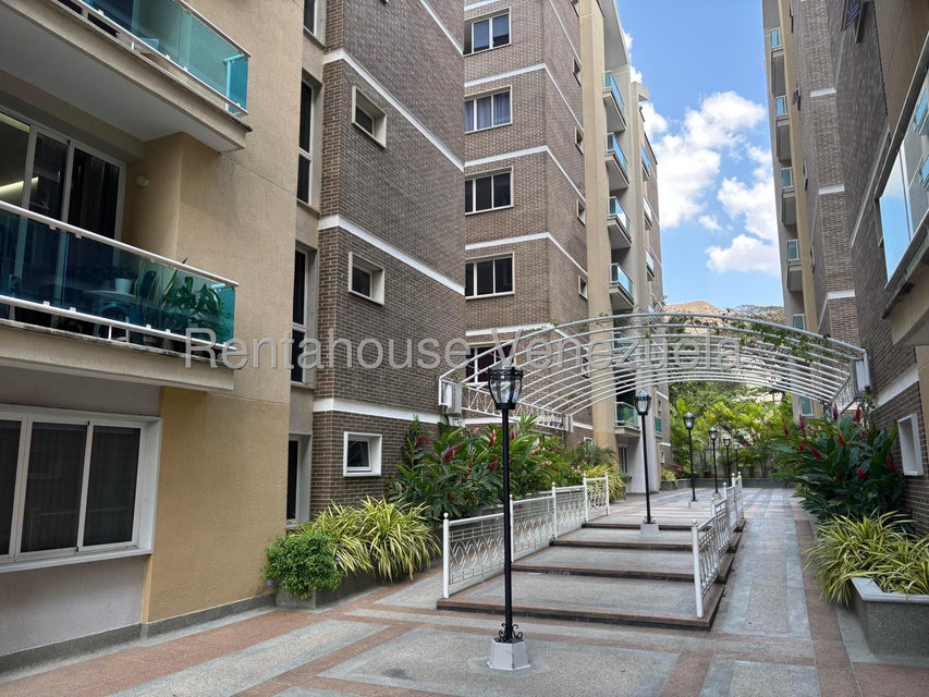 Trigal Norte apartamento en venta Valencia Carabobo Desiree Castillo Rentahouse 