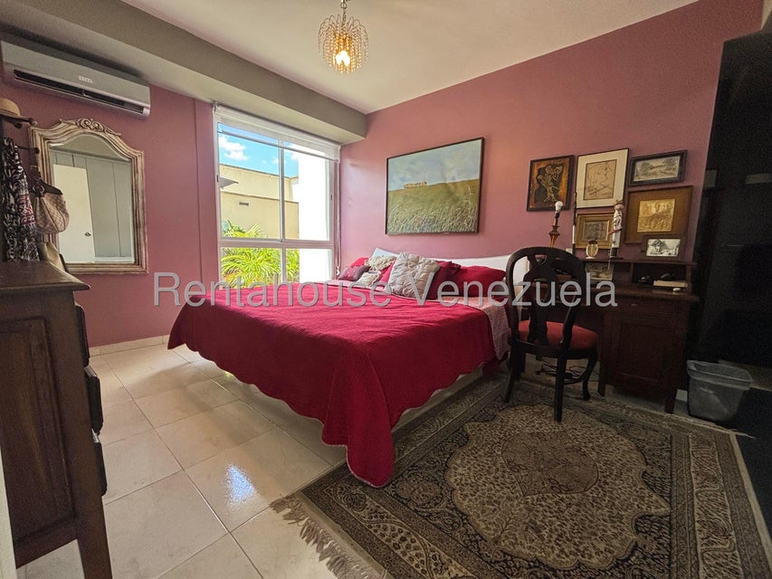 Trigal Norte apartamento en venta Valencia Carabobo Desiree Castillo Rentahouse 