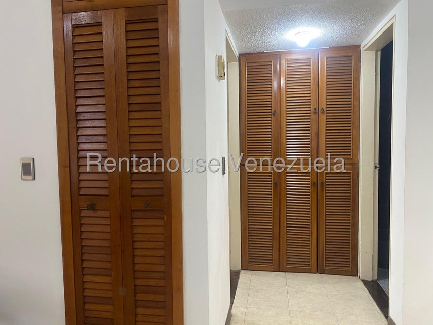 Apartamento en Alquiler en Trigal Country Trigalnorte tipo estudió Valencia Carabobo Desiree Castillo Rentahouse 