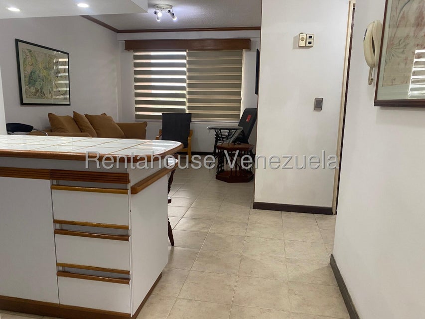 Apartamento en Alquiler en Trigal Country Trigalnorte tipo estudió Valencia Carabobo Desiree Castillo Rentahouse 