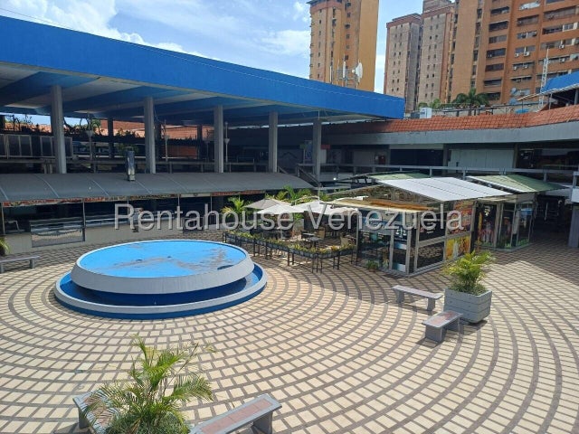 Local en Venta en Centro Comercial Maracay Plaza  27-3680