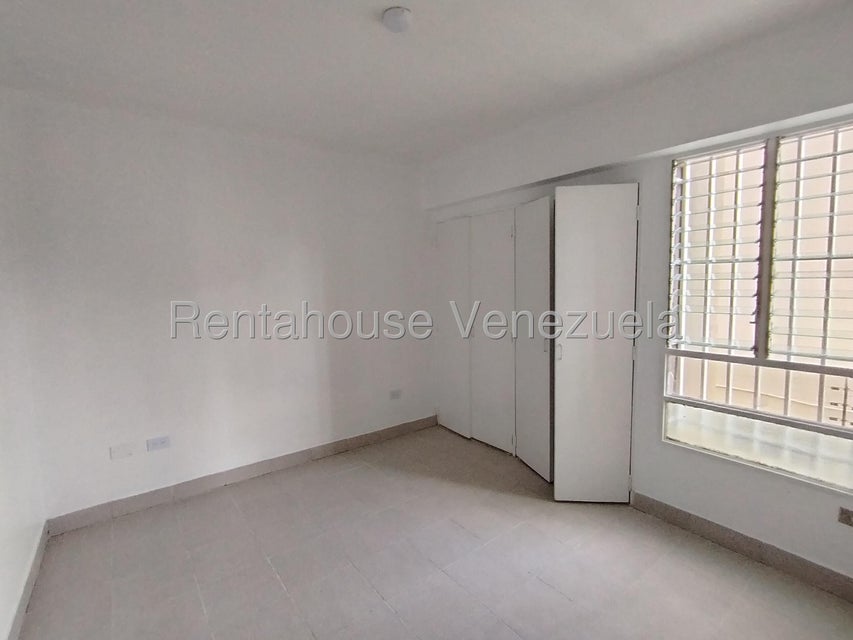Apartamento en alquiler en prebo piso 1 sin amoblar Valencia Carabobo