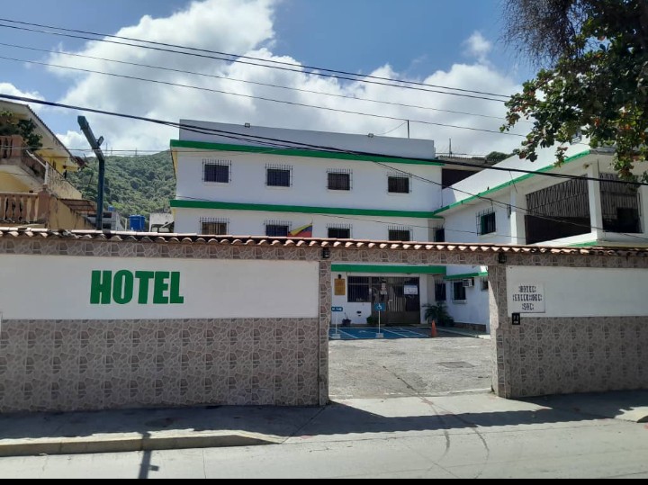 VENDO HOTEL EN LA GUAIRA