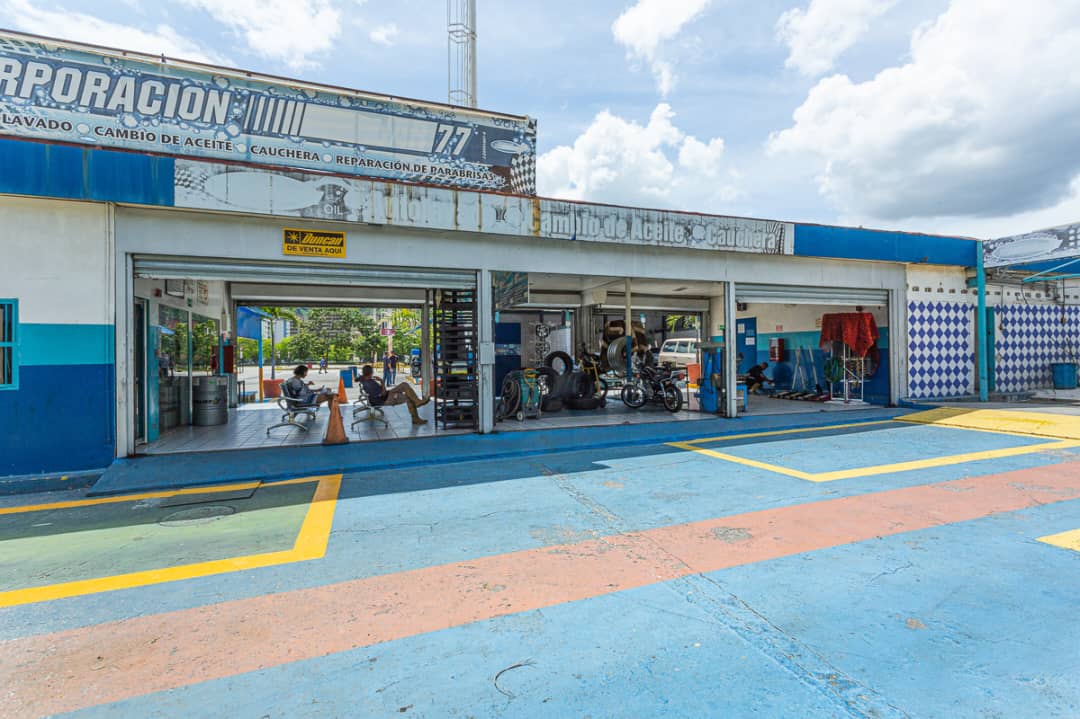 VENTA DE AUTOLAVADO EN LA YAGUARA 