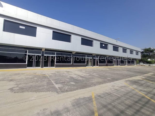  Venta Nave empresarial  Ubicada en la Quizan
