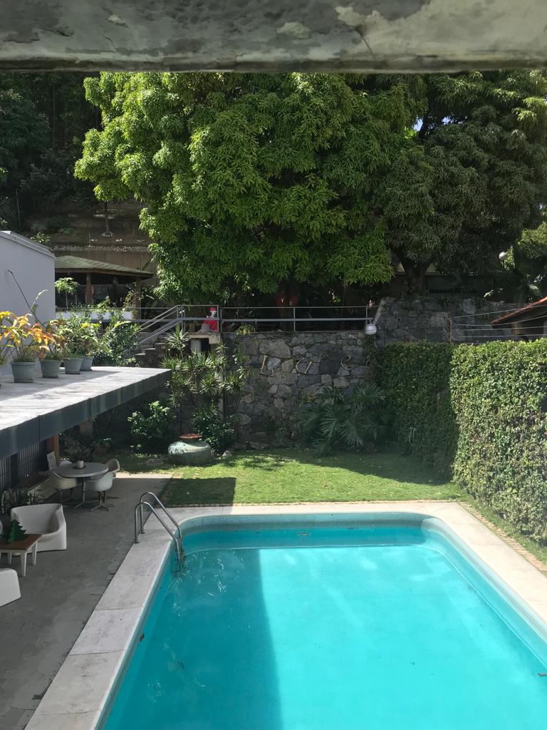 Vendo quinta con piscina en Colinas de Bello 