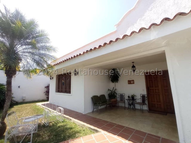 24-18638  Casa en Venta en Guaparo Valencia 