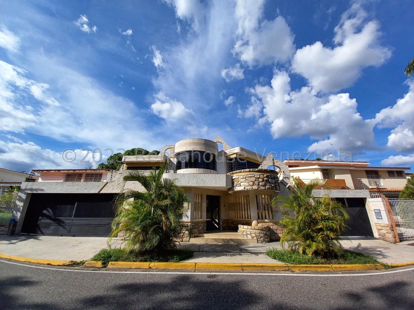 Casa en venta ubicada en la Viña Valencia Ca