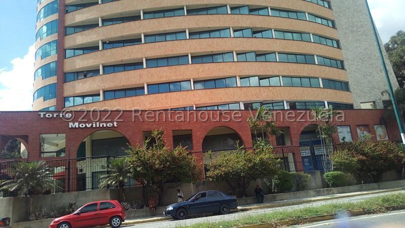 24-14069 Venta Funcional oficina ubicada en T