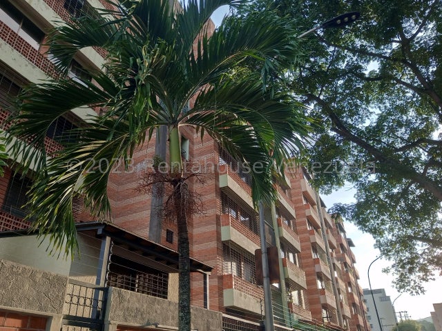 26-10318 Penthouse en Venta Campo Alegre Vale