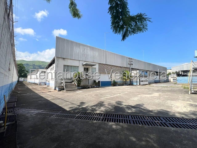 GALPÓN EN VENTA ZONA INDUSTRIAL DE TEJERÍA 