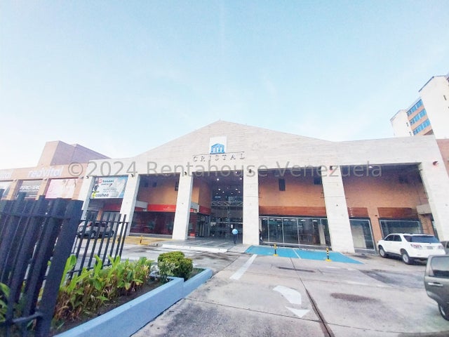 25-3511 Local Comercial en Alquiler C.C Crist