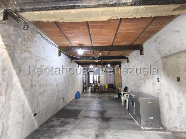 Casa Residencial con Alto Potencial Comercial