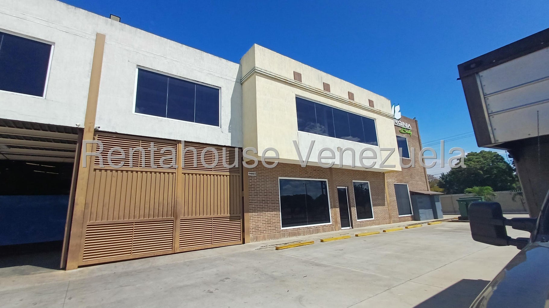 Galpon / Deposito Industrial Urbanizacion Cas