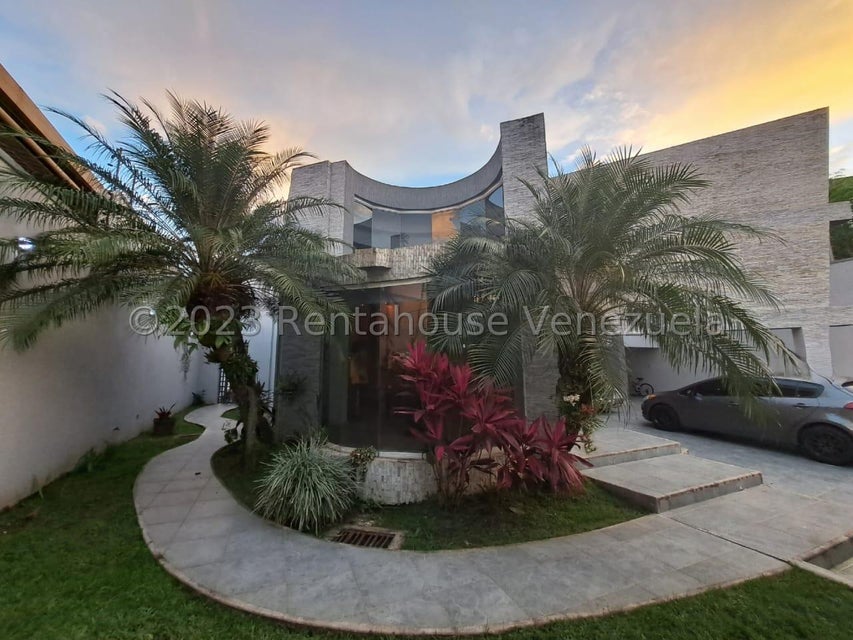 Hermosa casa en venta un Zona de Alta Revalor