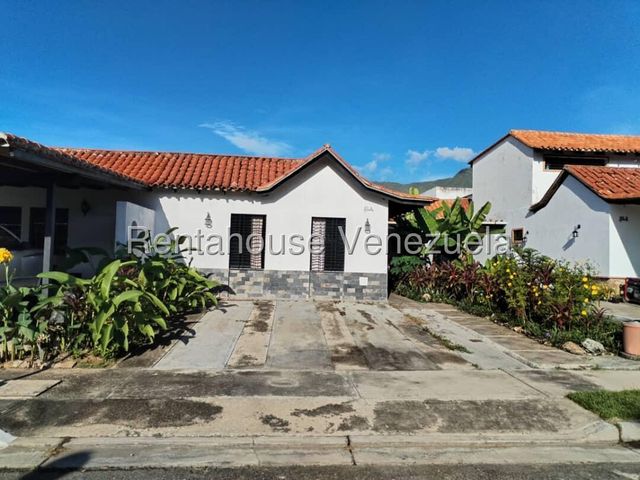 25-17956 Casa amplia en alquiler La Cumaca Sa