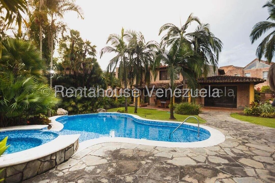 Casa en venta ubicada en el Hato Royal Guatap