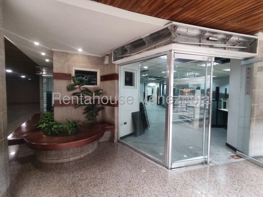 Local Comercial en Venta ubicado en Mañongo 