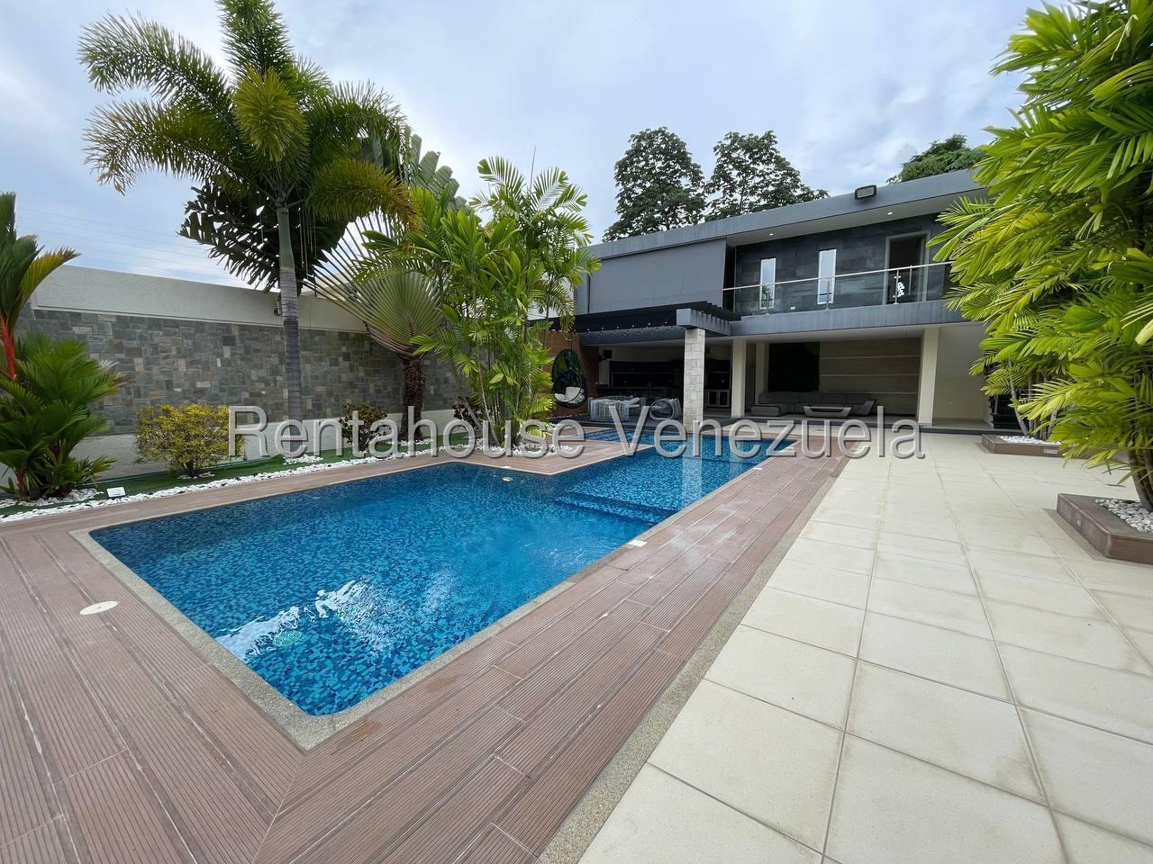 Casa en venta en las Morochas San Diego Carab