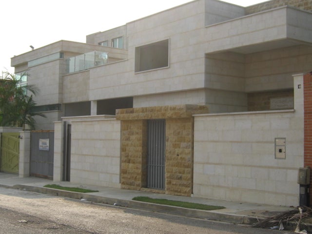 Altos de Guataparo Casa en venta Ubicada en V