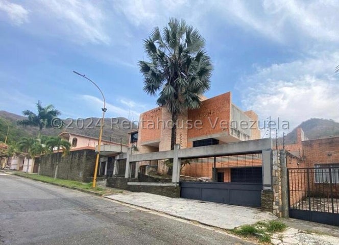 Las Chimeneas Casa en venta Ubicada en Valenc