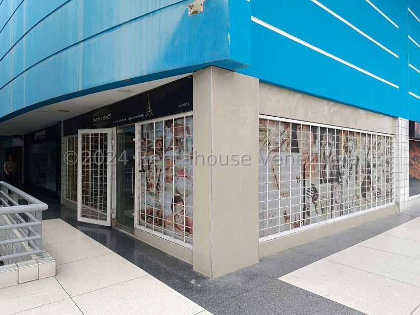 Local Comercial en Alquiler en C.C..La Galer�