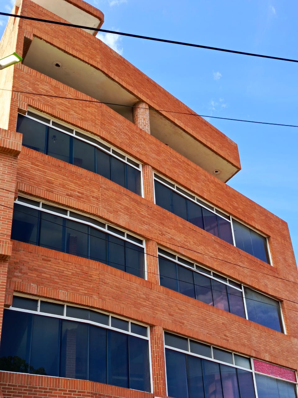 EDIFICIO EN VENTA, VENEZUELA