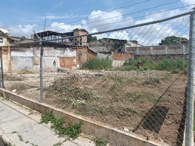 26-5638 Terreno en Alquiler por Nava Espinola