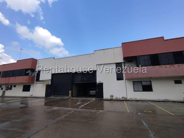 26-5413  Galpón comercial industrial en vent