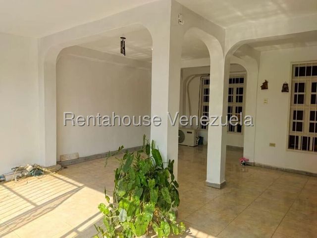 Yuma Casa en venta Ubicada en San Diego 25-21