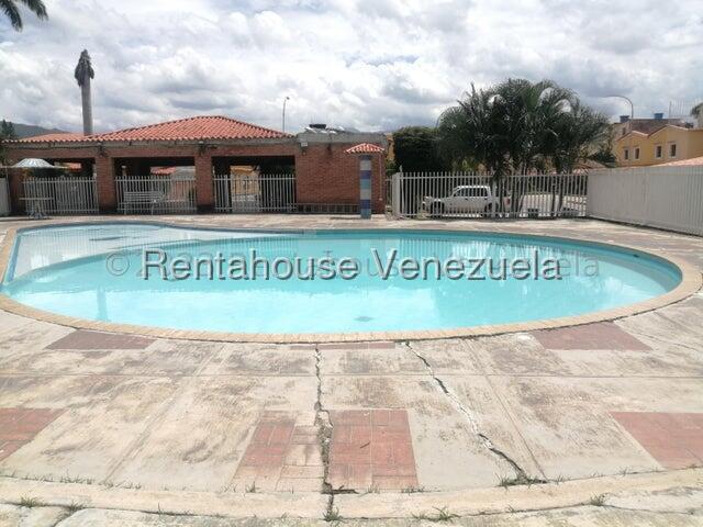 Twonhouse en venta en Villas de Laguna Club S