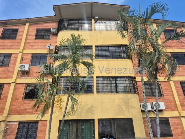 Chalet Country  Apartamento en venta Ubicado 